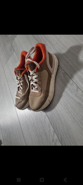 Adidasi copii jordan nr 35.5