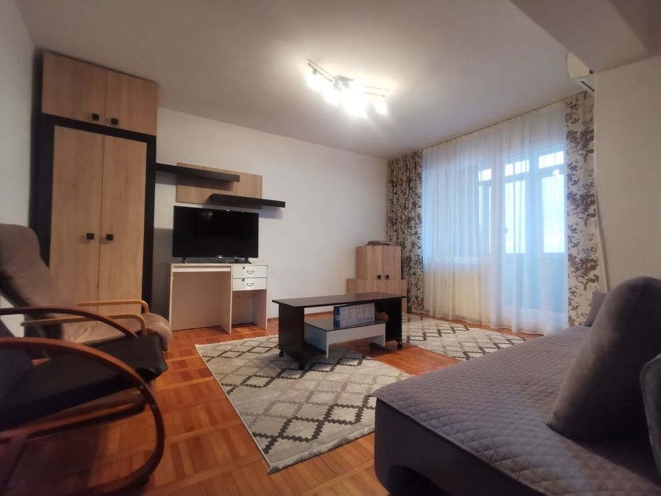 Chirie 3 camere zona Iosia