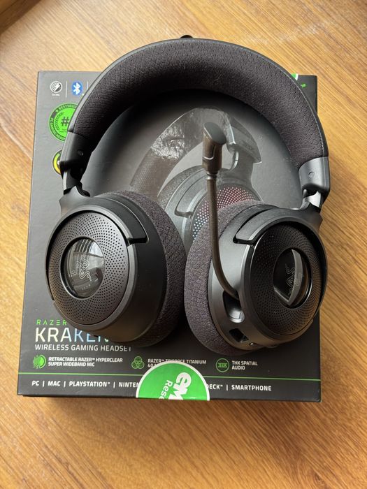 Razer Kraken V4 fullbox