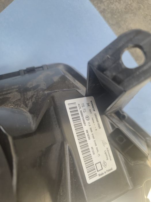 Far stanga Dacia Duster 2013-2017