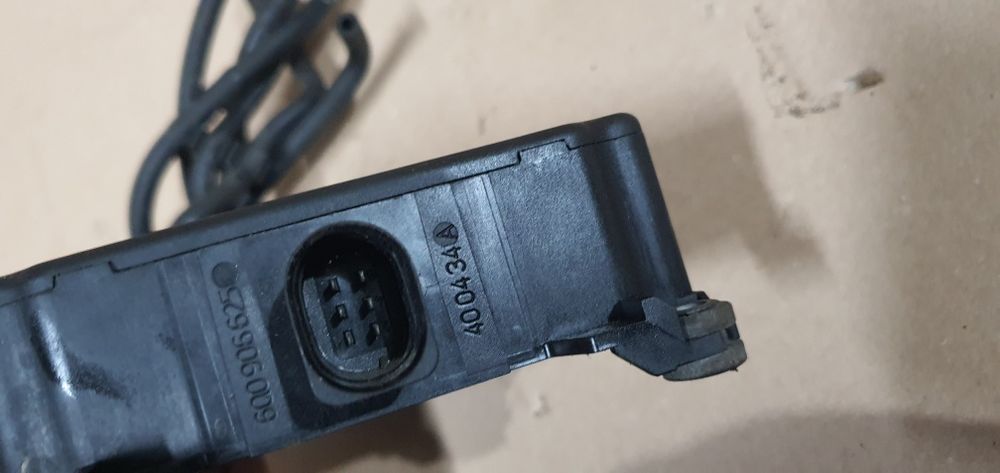 Unitate modul grup vacuum golf 5 passat b6 touran seat skoda audi a3