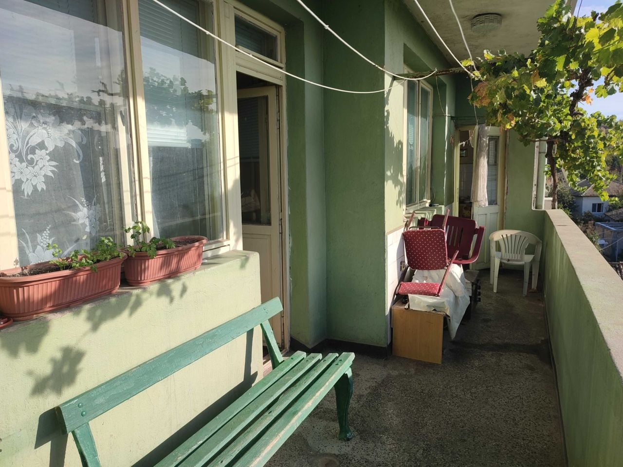 Продава се Четиристаен апартамент в Търговище, Център - 104 кв.м за 907 €/кв.м - Снимка #5