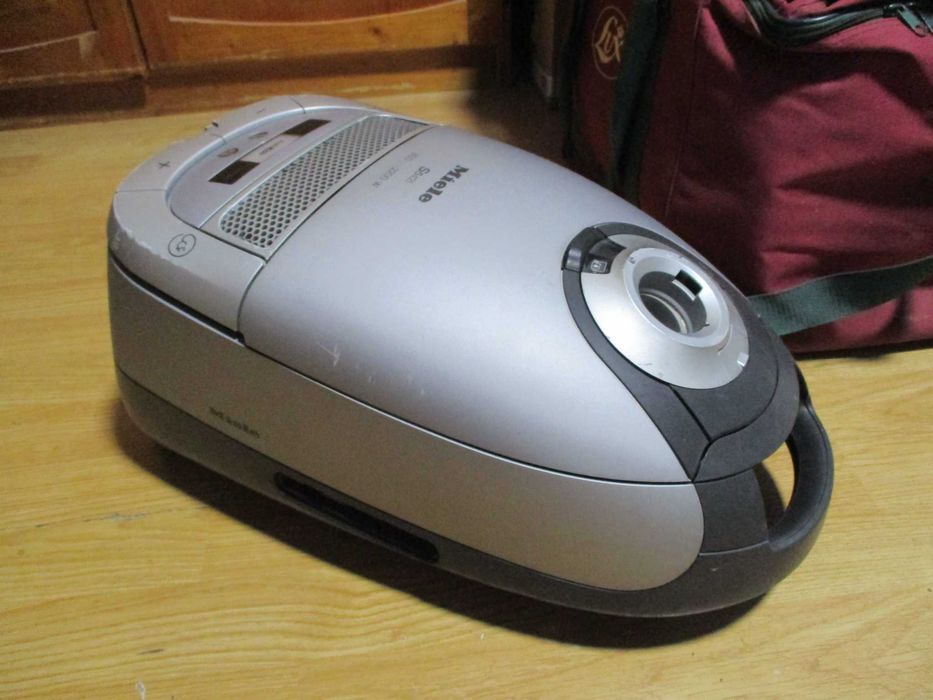 aspirator miele 2200-W