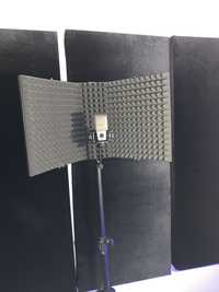 Stativ Microfon + Ecran de Difuzie Incorporat - Pentru Studio
