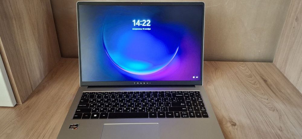 Noutbuk Tanshi M16a