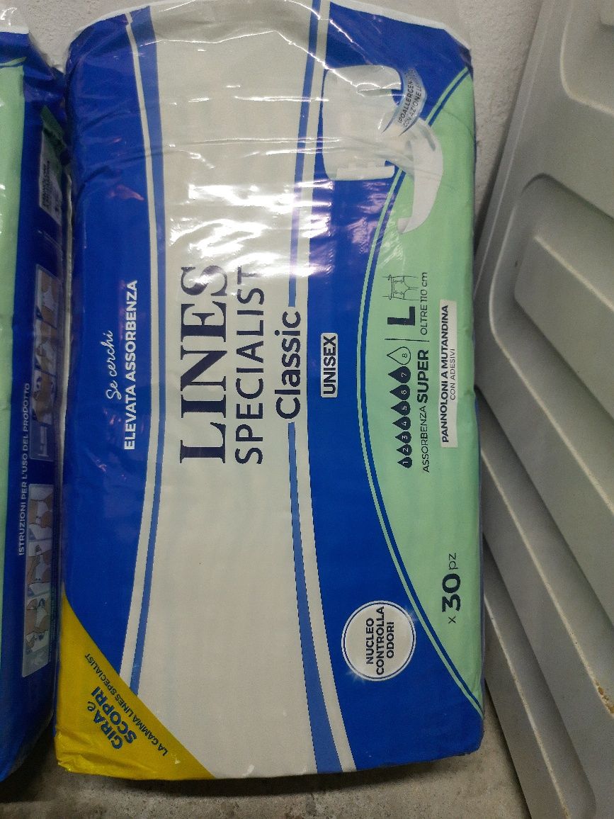 Vând pampers Lines mărimea L30 buc bax