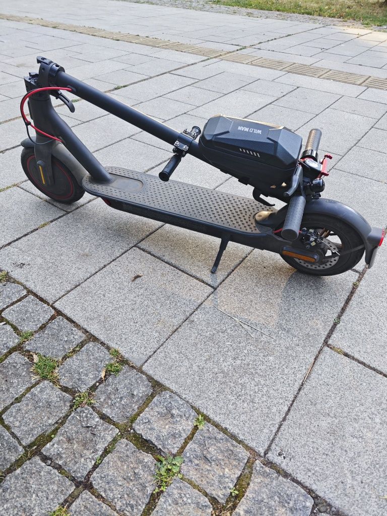 Upgraded Ел. тротинетка Xiaomi Mi pro 2  (35km/h) + аксесоари