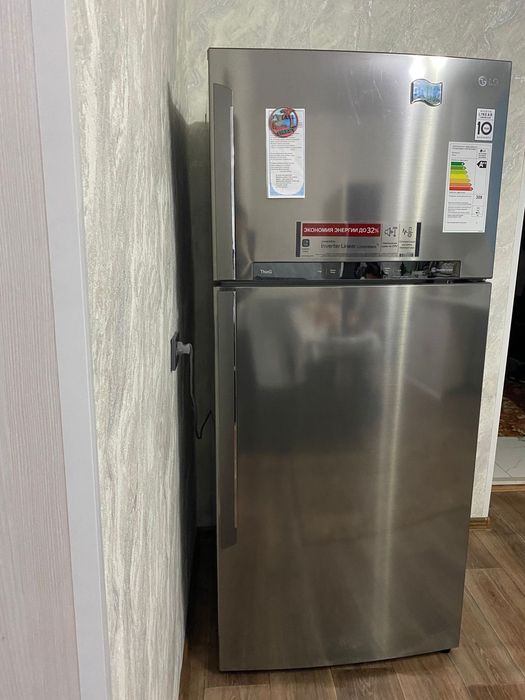 Продам холодильник