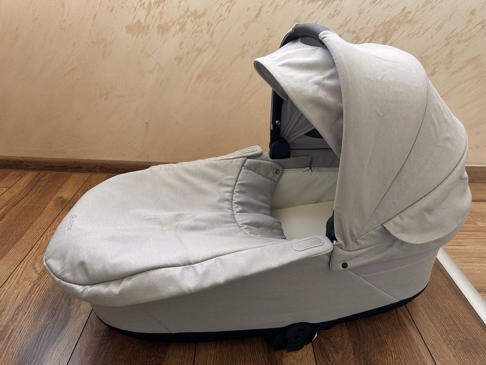 Cybex Cot S Lux - кош за новородено 2023г модел
