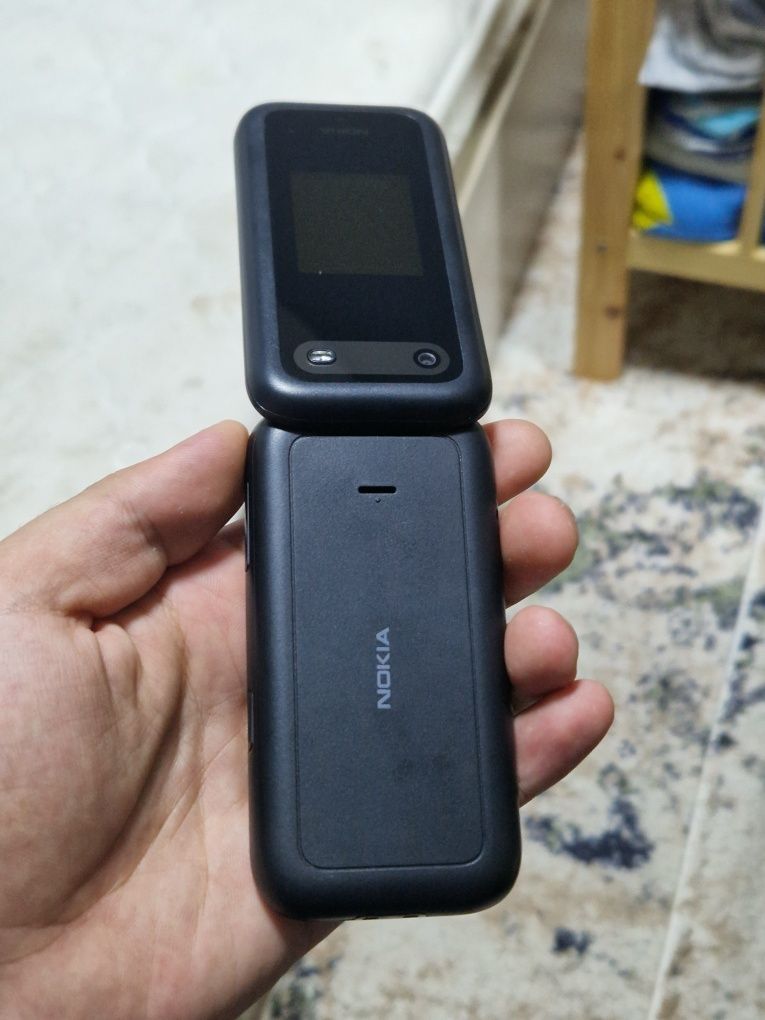 2 ta telefon 1 tani narxida Nokia 2660 Samsung Gusto 3 GSM
