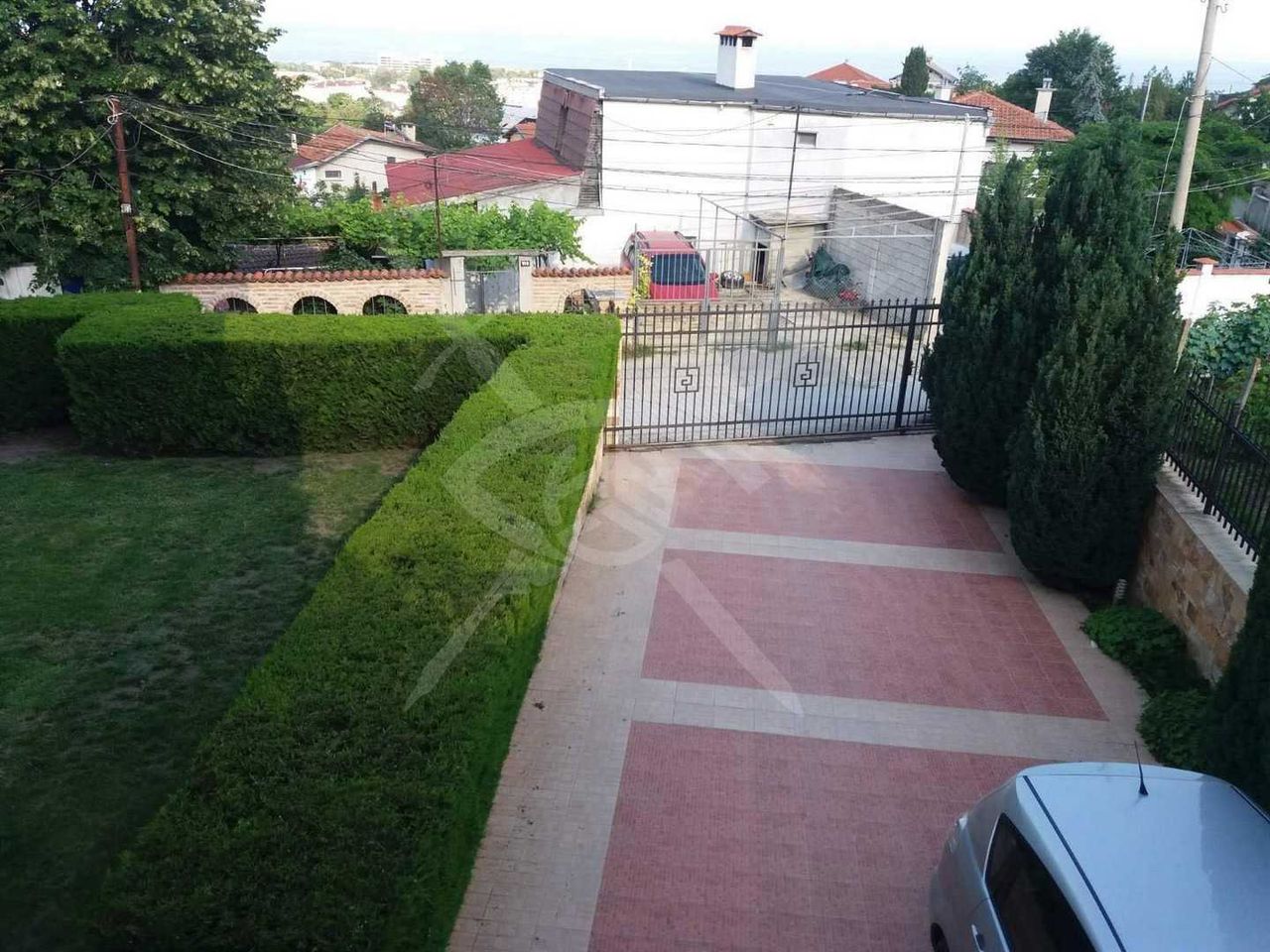 Продава се Къща в Варна, м-т Евксиноград - 458 кв.м за 1223 €/кв.м - Снимка #9