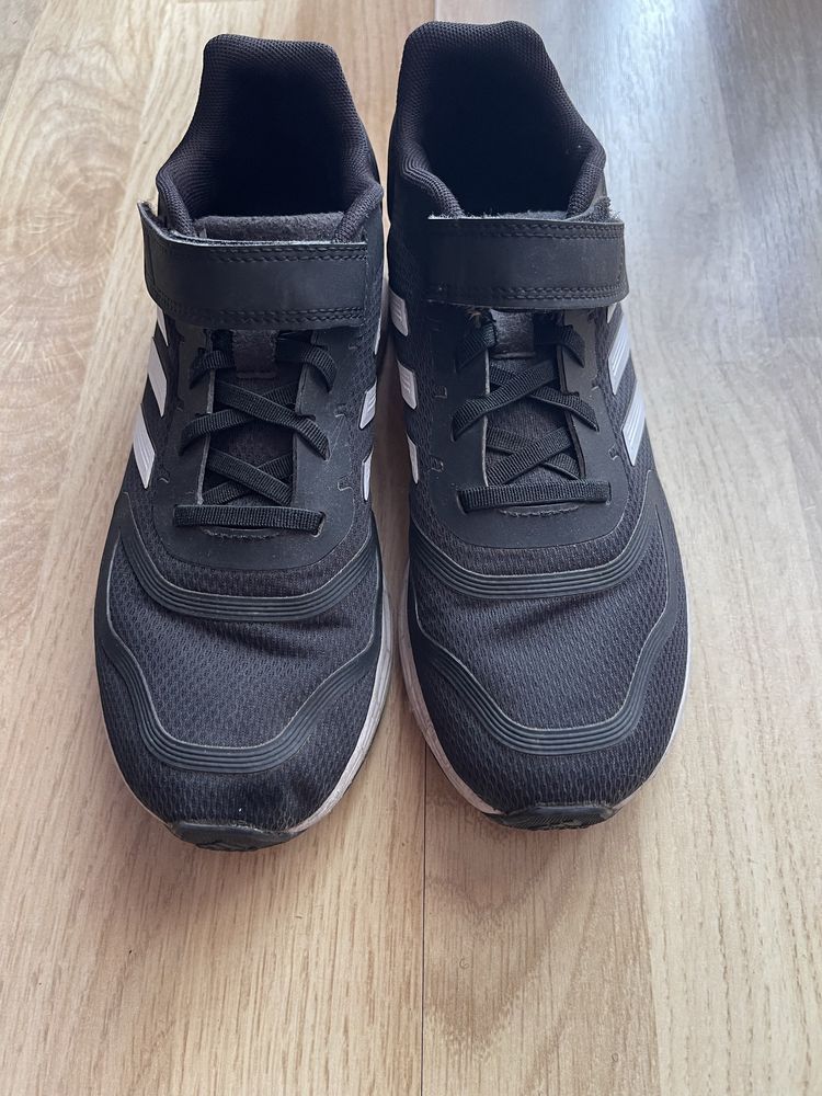 Маратонки  Adidas, обувки Mayoral