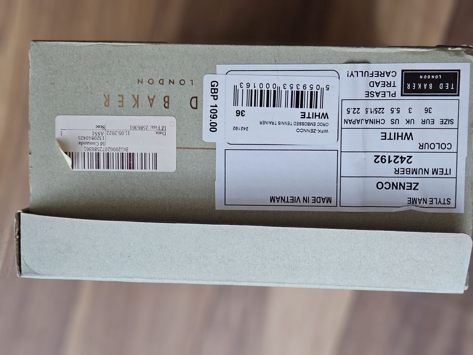 Бели кецове Ted baker 36 номер