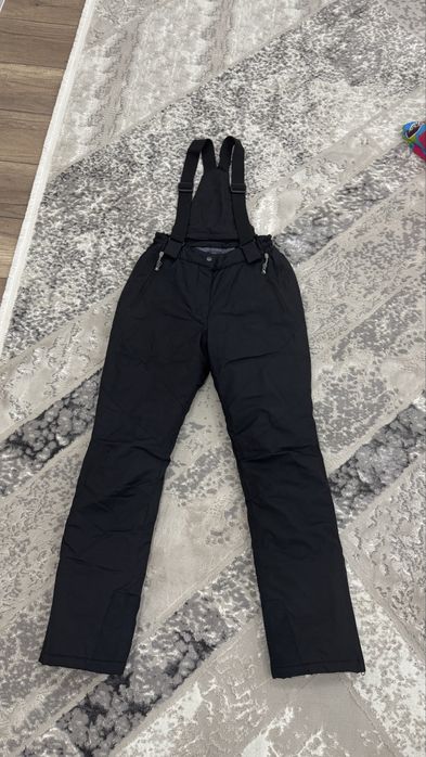 Продам зимние штаня с подтяжками