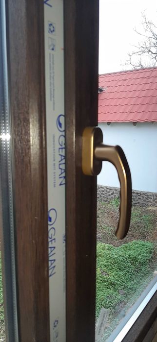 SALAMANDER sau GEALAN Tamplarie PVC si Al (termopane)