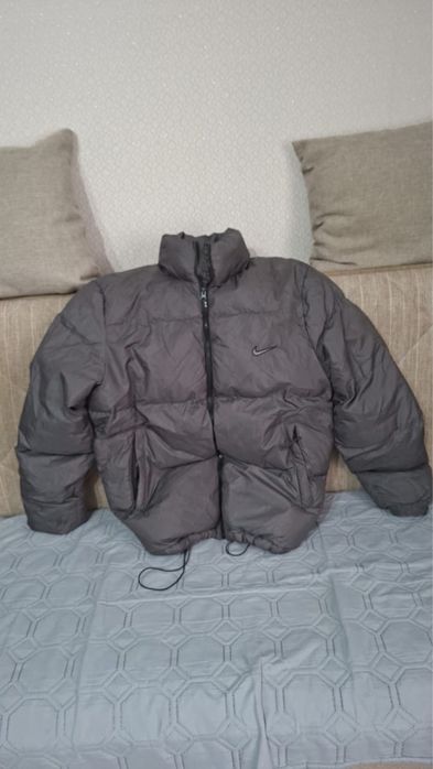 Продам зимнюю куртку