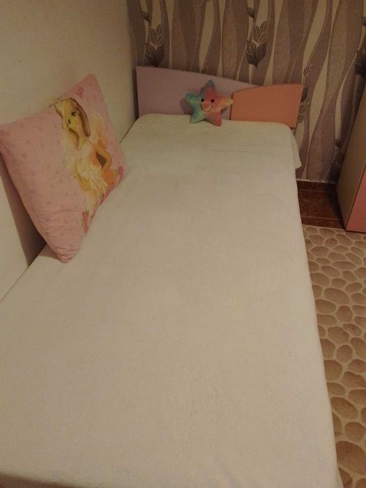 Запазен комплект за детска стая