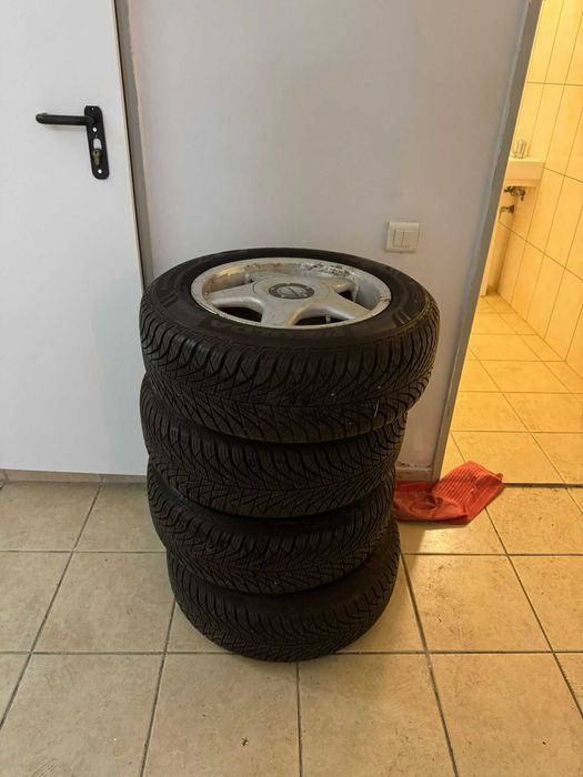 Cauciucuri iarna 195/65 R15