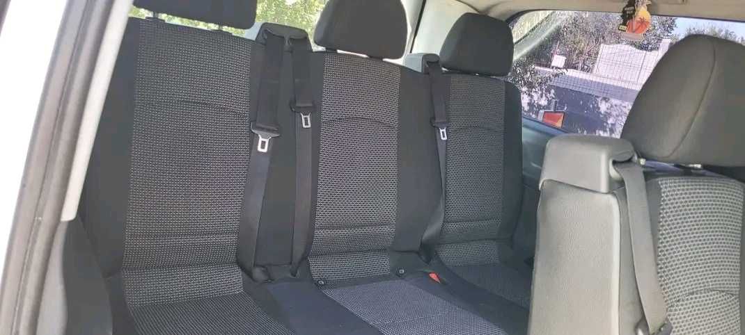 Vând Mercedes vito 2013 8+1 locuri propietar