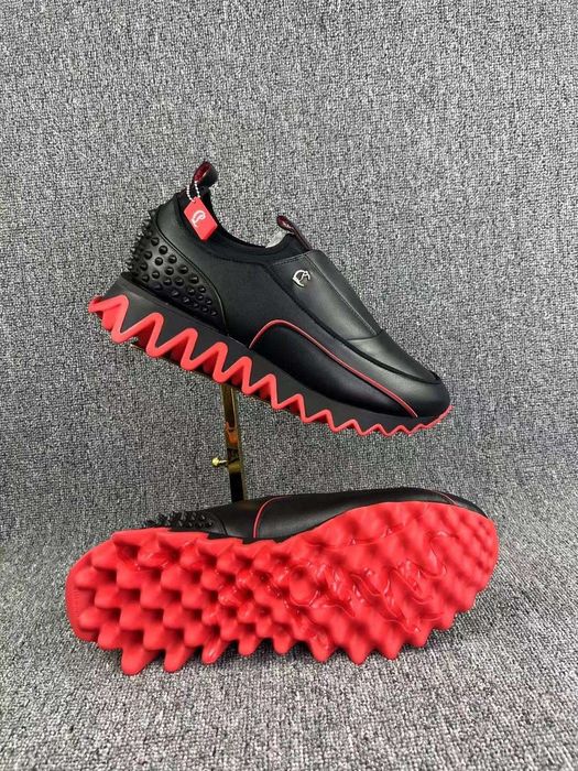 Christian Louboutin Loubishark piele 39 41 nu amiri dg lv offwhite ck