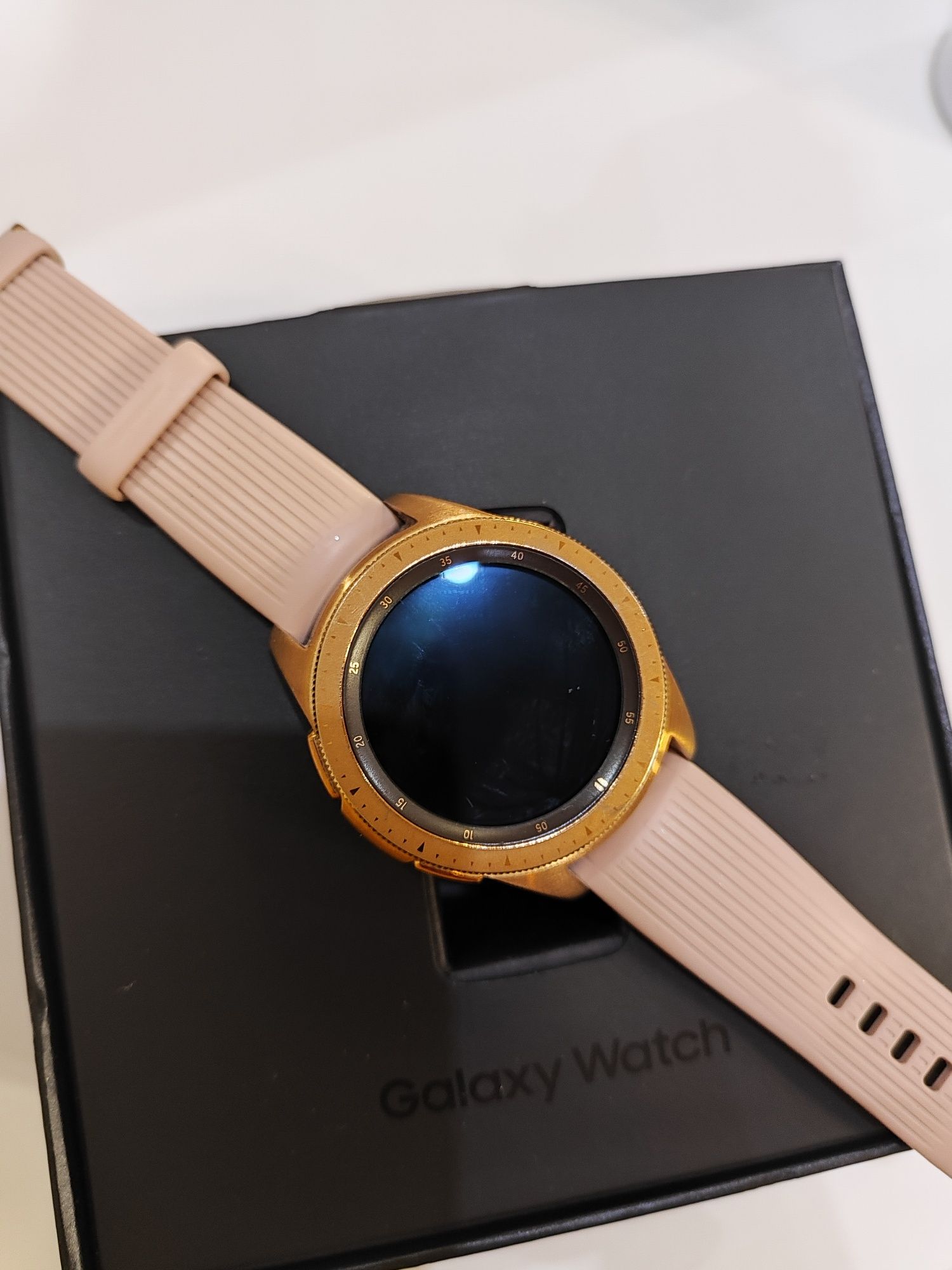 Часы Galaxy Watch