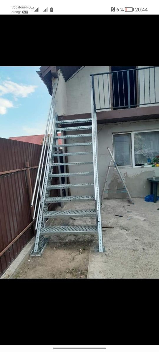 Scară zincată profesională