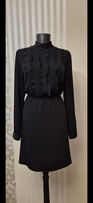 Черна къса рокля H&M