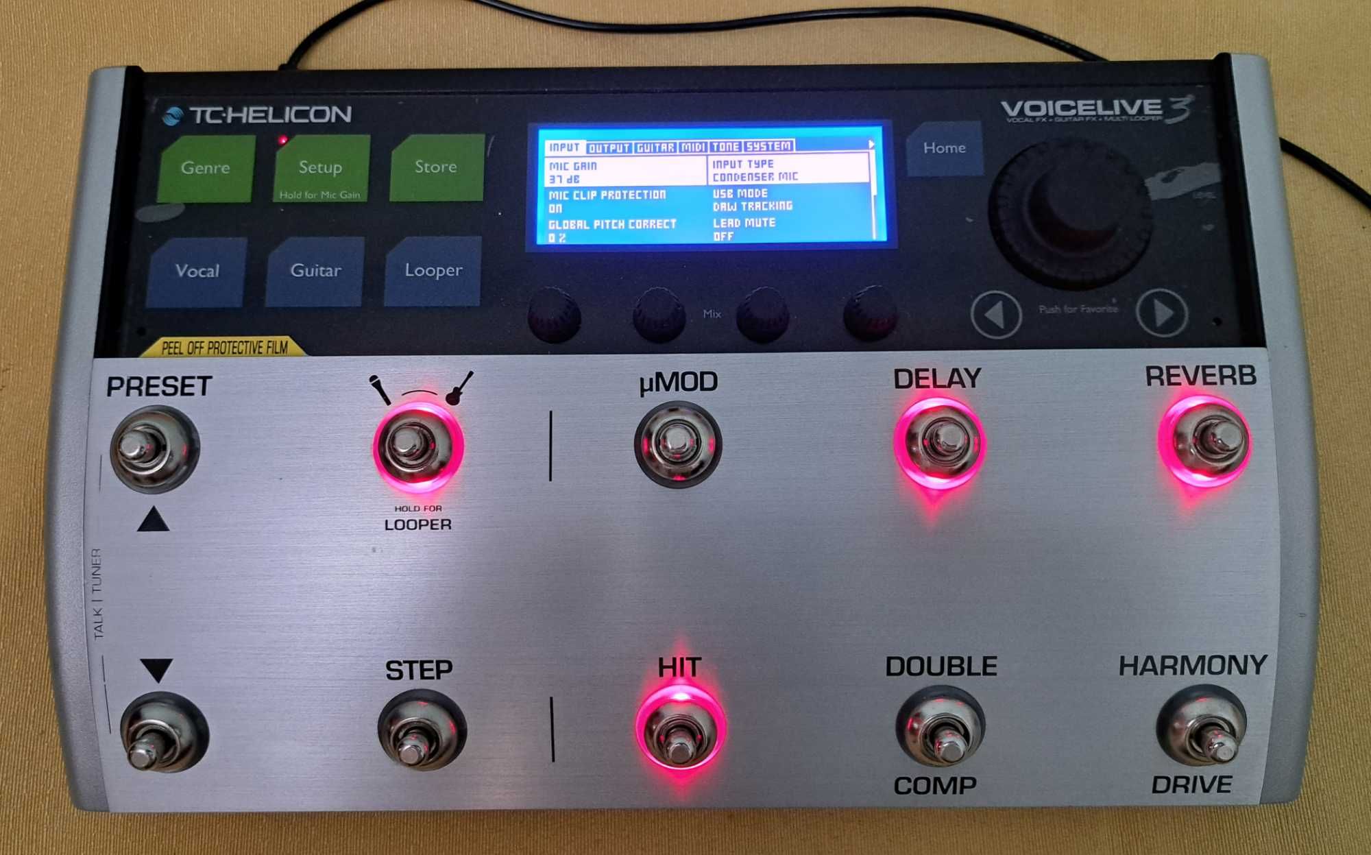 Vând TC HELICON Voice Live 3