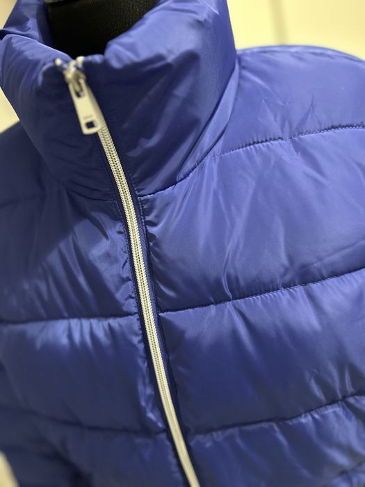 Geaca noua cu eticheta, culoare superba