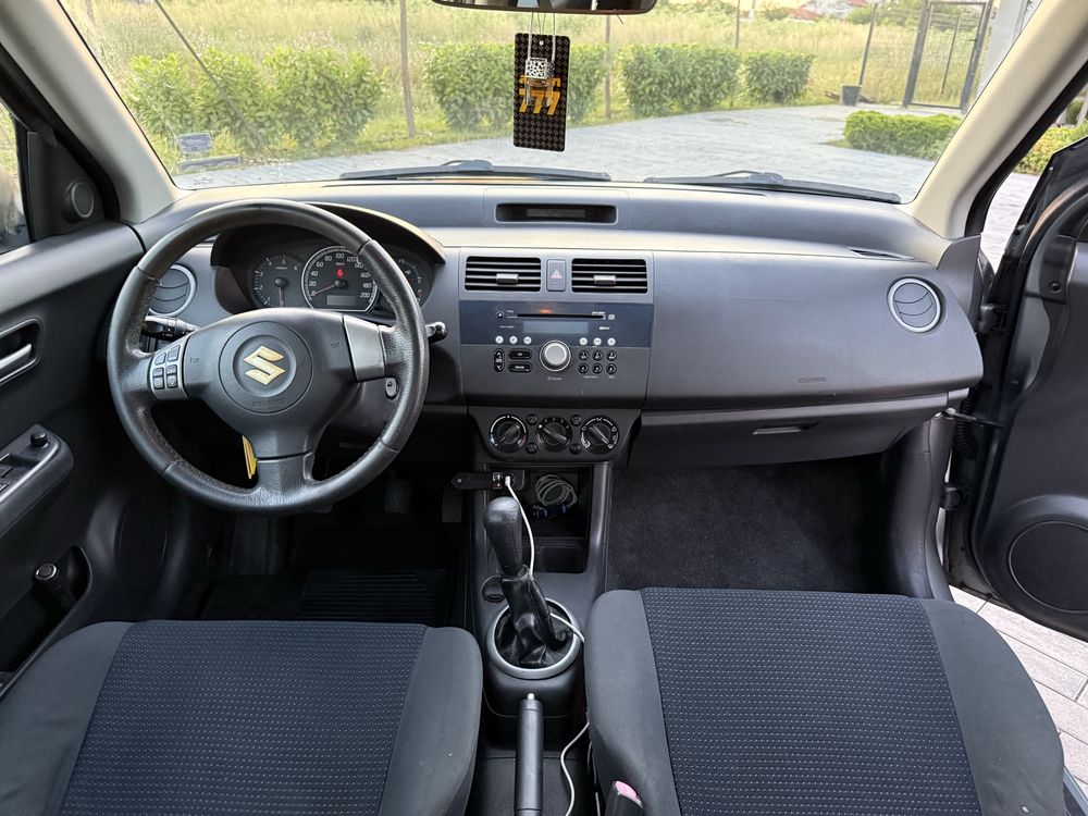 Suzuki swift 1.3d КЛИМАТИК