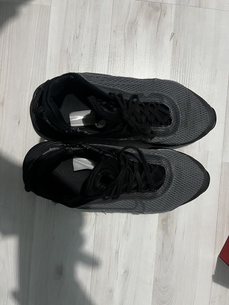 Nike air max 2090(оригинални)36,5