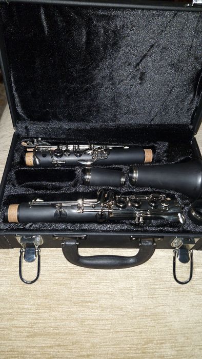 Кларинет чисто нов