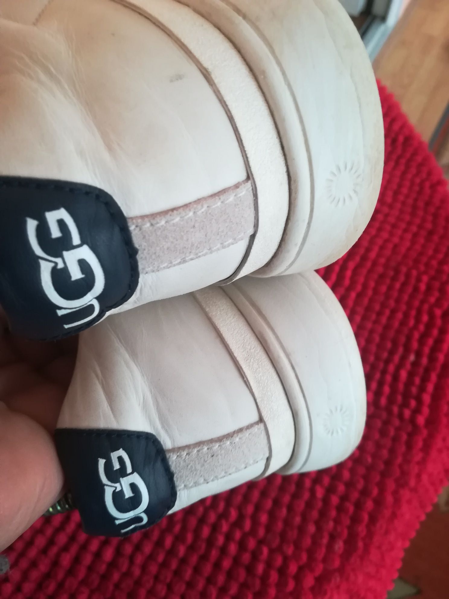 Adidași UGG piele nr 41 bărbați