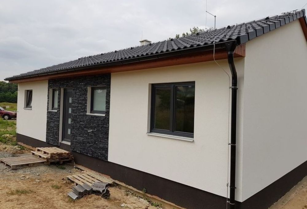 Vând case modulare pe structură