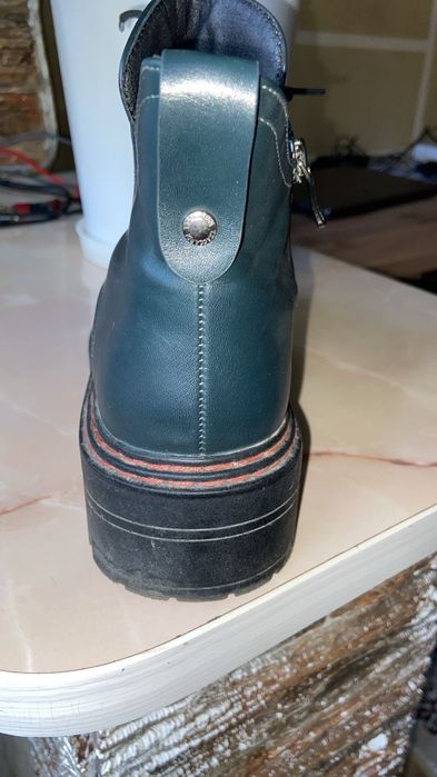 Женские ботинки демисезонные