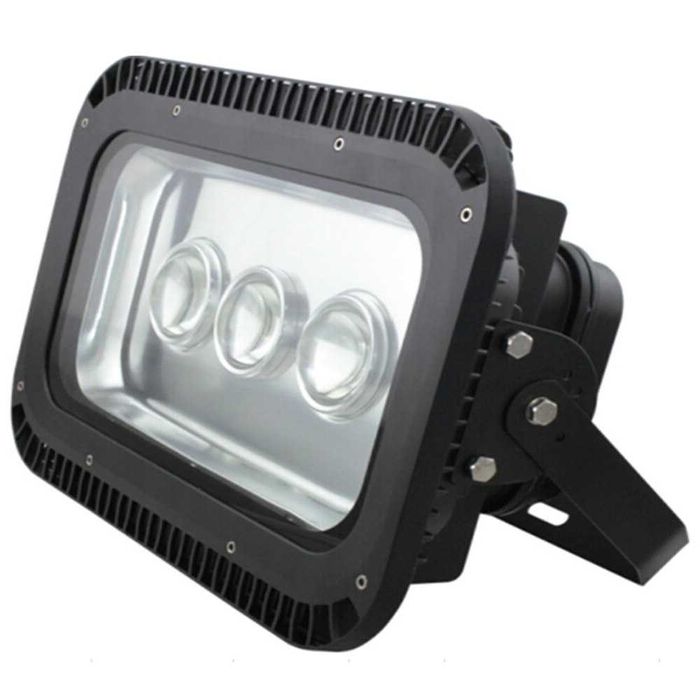 Светодиодный прожектор мощностью 150-500 Вт