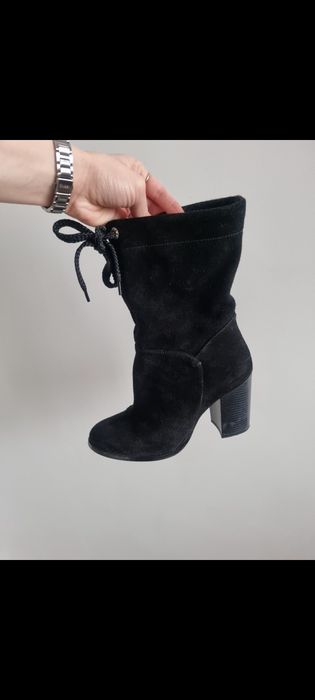 Боти от естествена велур с дебел ток