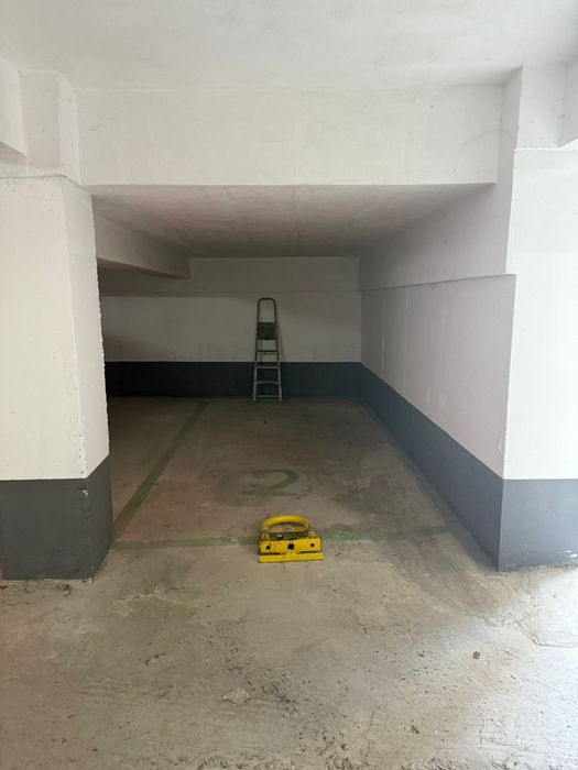Parcare sub teran București