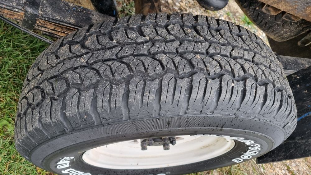 ARO Basculabil 4×4 Motor Brașov