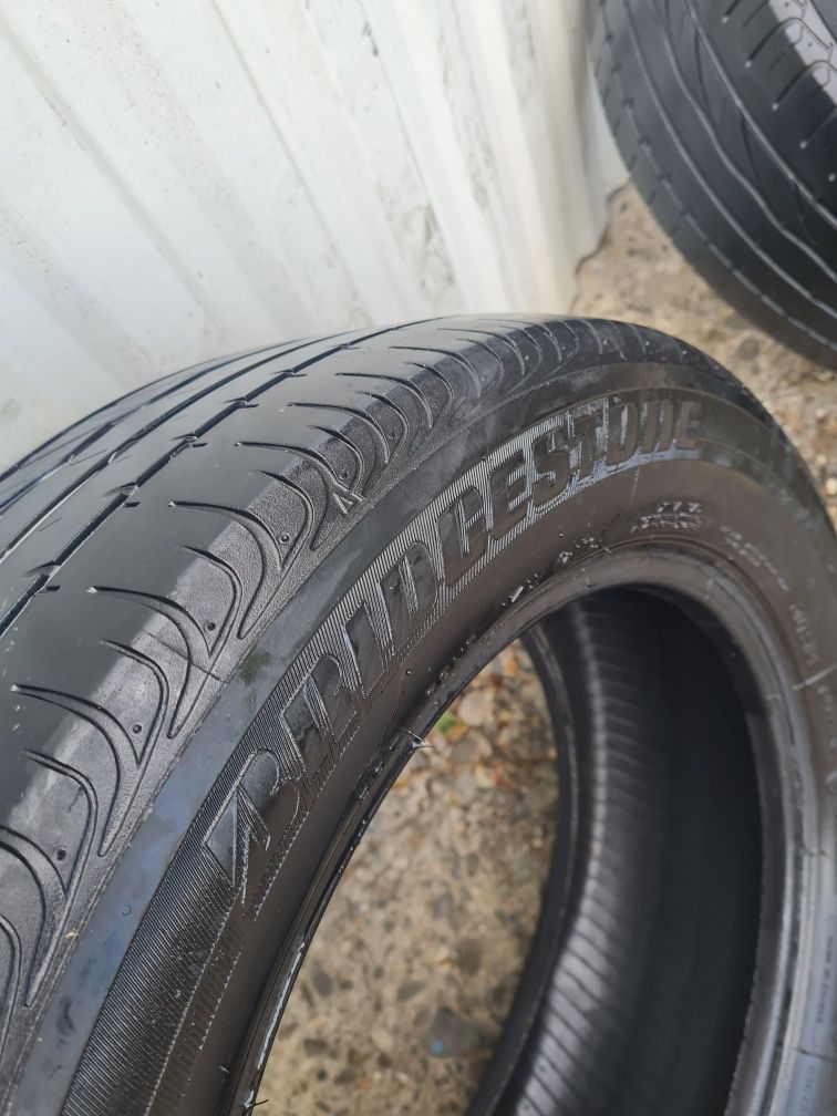 2 buc Anvelope de vara*215/55R16*BRIGESTONE*LICHIDARE STOC*50 Lei Buc*