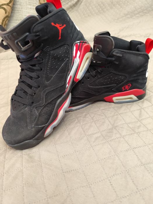 Ghete Nike Jordan marimea 40 putin purtare