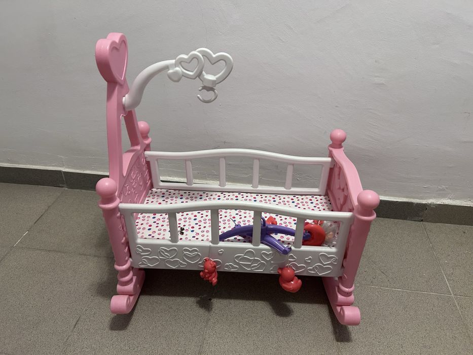 Patut roz pentru papusi