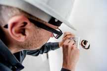 Electrician | Urgențe 24/7 | TECNIPRO Dâmbovița