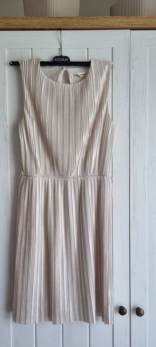 Рокля  Miss Selfridge, плисе и блясък, за повод, S