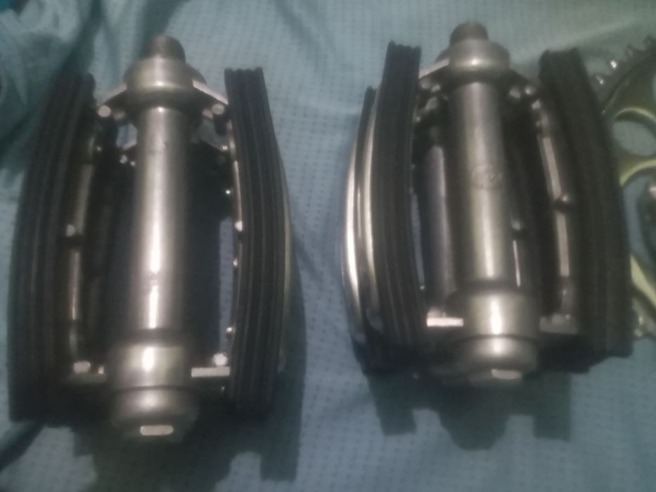 Sssr velosipedlari uchun pedal bor