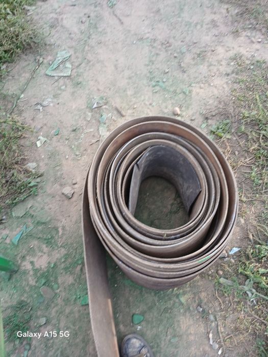 Vând banda de cauciuc la metru pret 15 lei