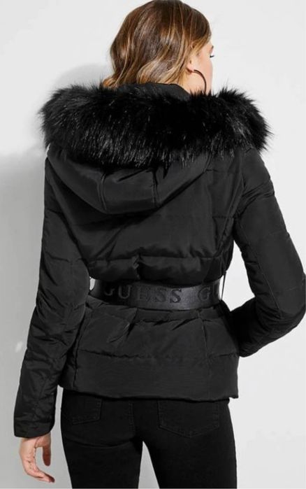 Преходно яке PINKO + Зимно яке Guess