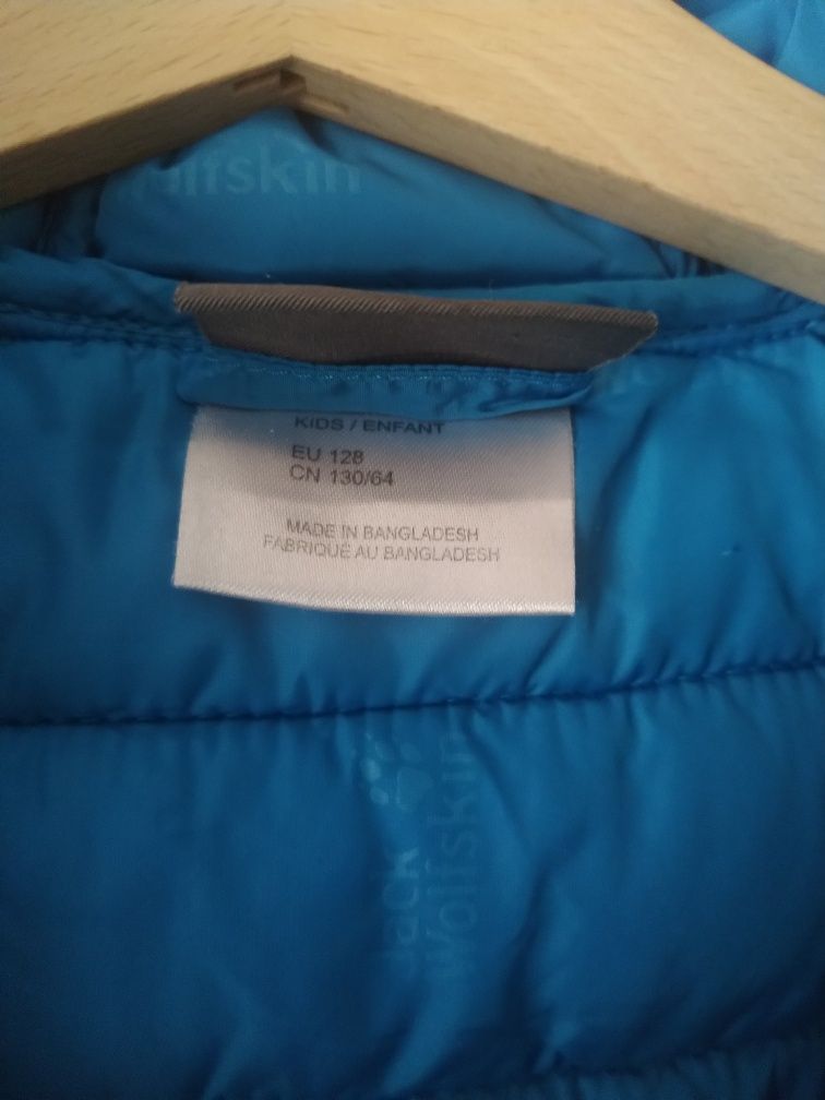 Детско зимно яке Jack Wolfskin, ръст 128 см.