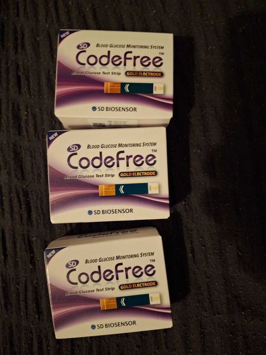 3 cutii teste CodeFree