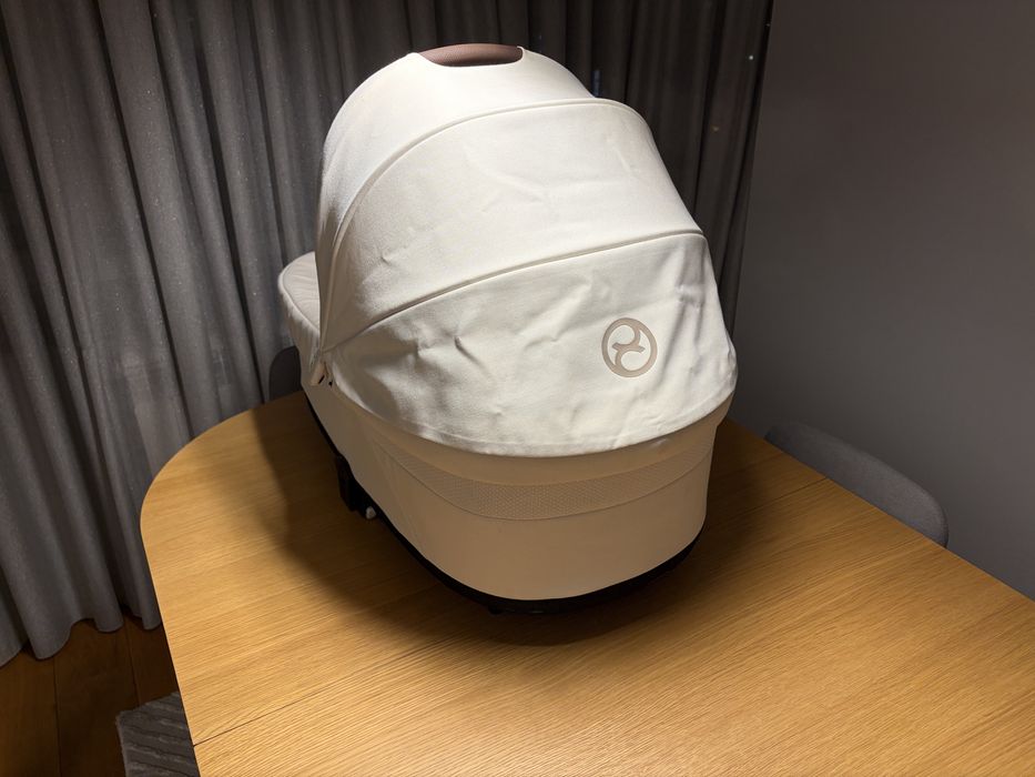 Кош за новородено Cybex Balios S Lux